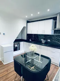 Luxury New Home - Image 5