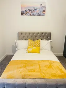 Luxury New Home - Image 3