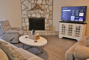 Gorgeous stepless rancher w/Gameroom - Image 4