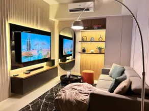 Modern Lux 2BR in BGC One Uptown w/ Skyline Views - Image 3
