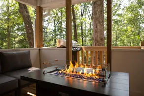 *UA Events, 5 bdrm Home by Lake, 5 mil to Stadium* - Image 4
