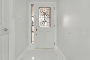 Spacious 4-Bedroom House - Image 2