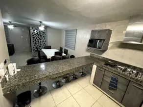 Large comfortable house - Image 4