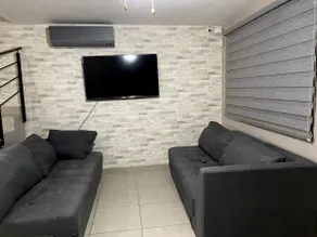Large comfortable house - Image 3