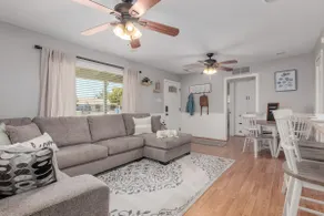 Blue Bungalow in the heart of Central Phoenix - Image 2