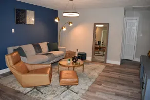 Vacation Home near Universal Studios and Downtown - Image 5