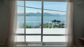 Scenic hillside guest house - Image 3