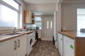 Highfield House cosy 4 bedroom - Image 4
