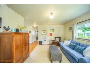 Little Red House - Image 3