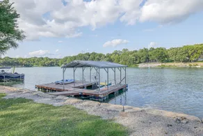 Lakefront, private swim dock, grill, kayaks, - Image 3