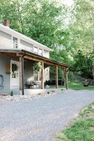 Lovely Private Home w/ Cozy Farmhouse Charm - Image 3