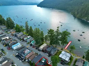 Luxury House Right By Lake w/ HotTub&Paddleboards - Image 4