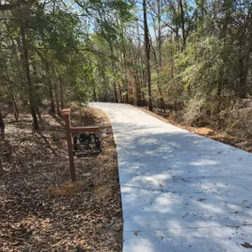 Fallen Royal Oaks Airbnb Golf course LLC - Image 3
