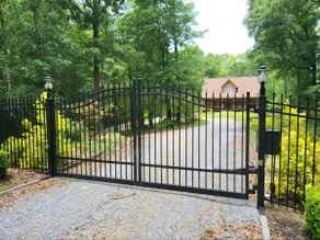 Fallen Royal Oaks Airbnb Golf course LLC - Image 4