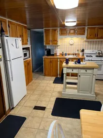 Warren Trailside Getaway (Direct Trail Access) - Image 4
