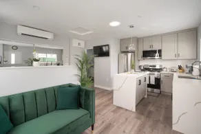 LAX Studio/QueenBed/Full Kitchen/Near SoFi Stadium - Image 3
