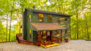 Mountain Views, Secluded, HotTub, Family-Friendly - Image 4