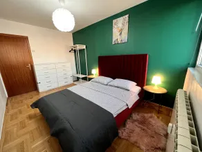 Central Royal Luxury flat with 2 bdr & 2 balconies - Image 2
