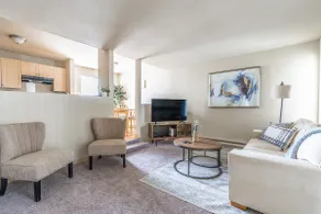 Centrally located 1 bedroom apartment - Image 5