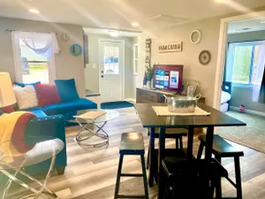 Unit 5 Farmhouse - Image 3