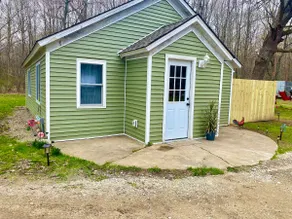 Unit 5 Farmhouse - Image 2