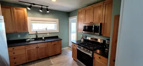 Downtown 3 Bedroom Home in the heart of the Gorge - Image 3