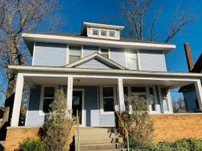 Historic 6 Bedroom Downtown Mansion - Image 2
