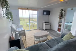 Baccaro Beachfront Bungalow! - Image 4