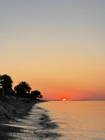 Meneou Blu Beach House* - Image 3