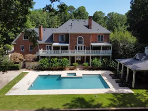 Luxury Estate w/Pool|Multifamily friendly| Pool! - Image 2