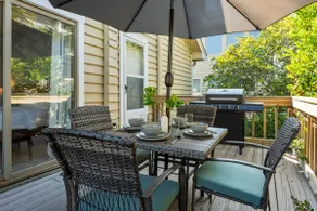 Steps to The Beach! King Beds, Grill & Balcony! - Image 5
