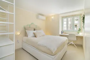 Perfect Downtown Retreat - Image 4