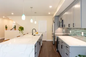 Location! Lush Fells Point House W/ 2 Car Spots - Image 2