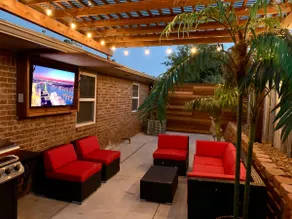* 2 KING BEDS* Pet Friendly Hideway Inn - Image 3
