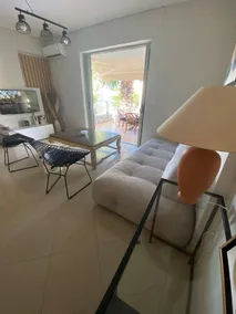 Beach House - Image 5