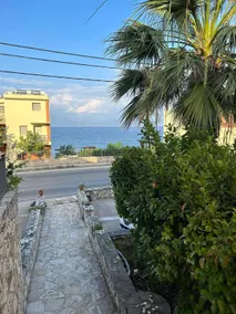 Beach House - Image 2