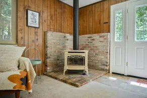 Cuddy Cabin - Image 3