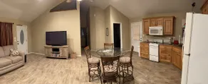 Lake cottage - Image 3