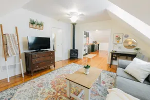 The Loft: Your home in the heart of Amish Country - Image 1
