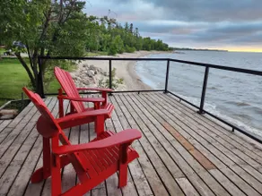Boho Luxury Lakefront Cottage - Image 2