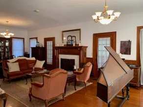 Anchorage Historic House - Image 2