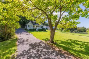Cozy Historic 1905 Cordwood Cottage! - Image 3