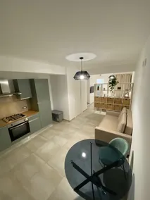 Modern loft - Image 2