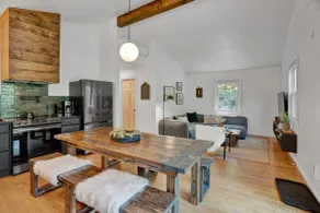 The Sunshine Cabin | Hot Tub | Fire Pit - Image 4