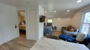 Cedar Tree Inn - Image 4