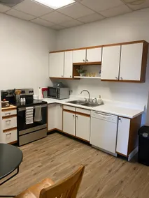 Spacious Apartment over bakery on Historic Street - Image 3