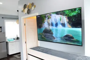 Silver Spring Retreat - Private Haven - Image 2
