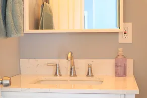 Silver Spring Retreat - Private Haven - Image 3