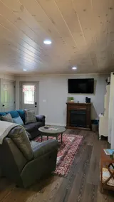 Cozy Creek Side Cottage - Image 3