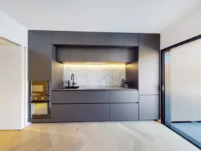 Modern luxury in central New Farm - Image 4